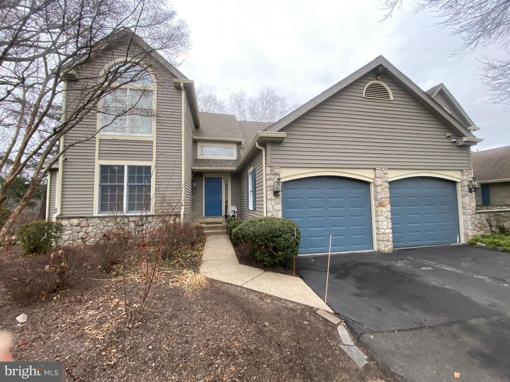Photo of 1752 Oak Hill Drive, HUNTINGDON VALLEY, PA 19006 (MLS # PAMC2156082)