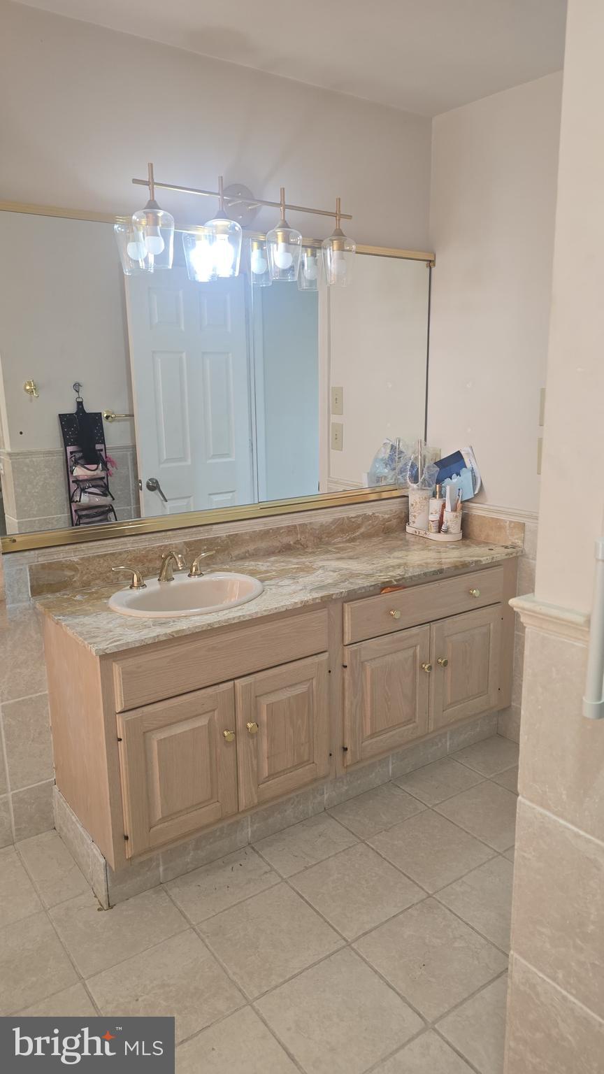 TALL TREES - Residential