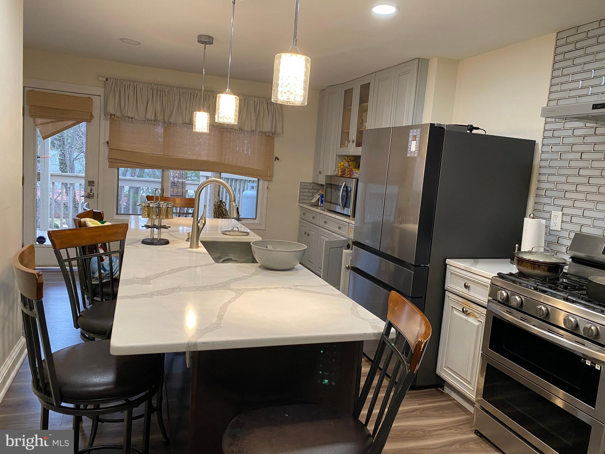 TALL TREES - Residential