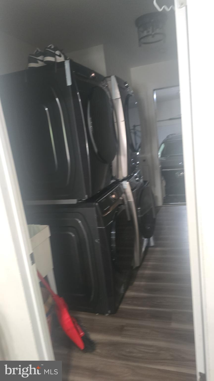 TALL TREES - Residential