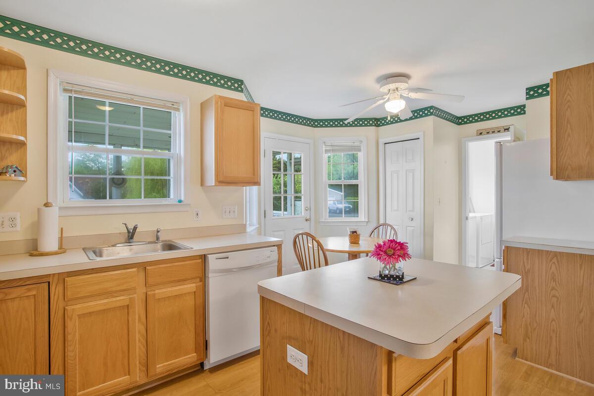 CAPE MAY LANDING - Residential