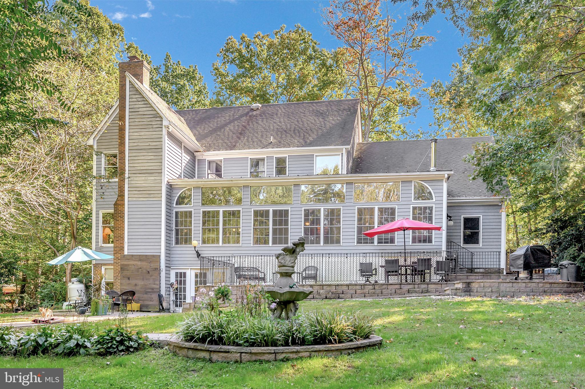 BLOOMSBURY - Residential