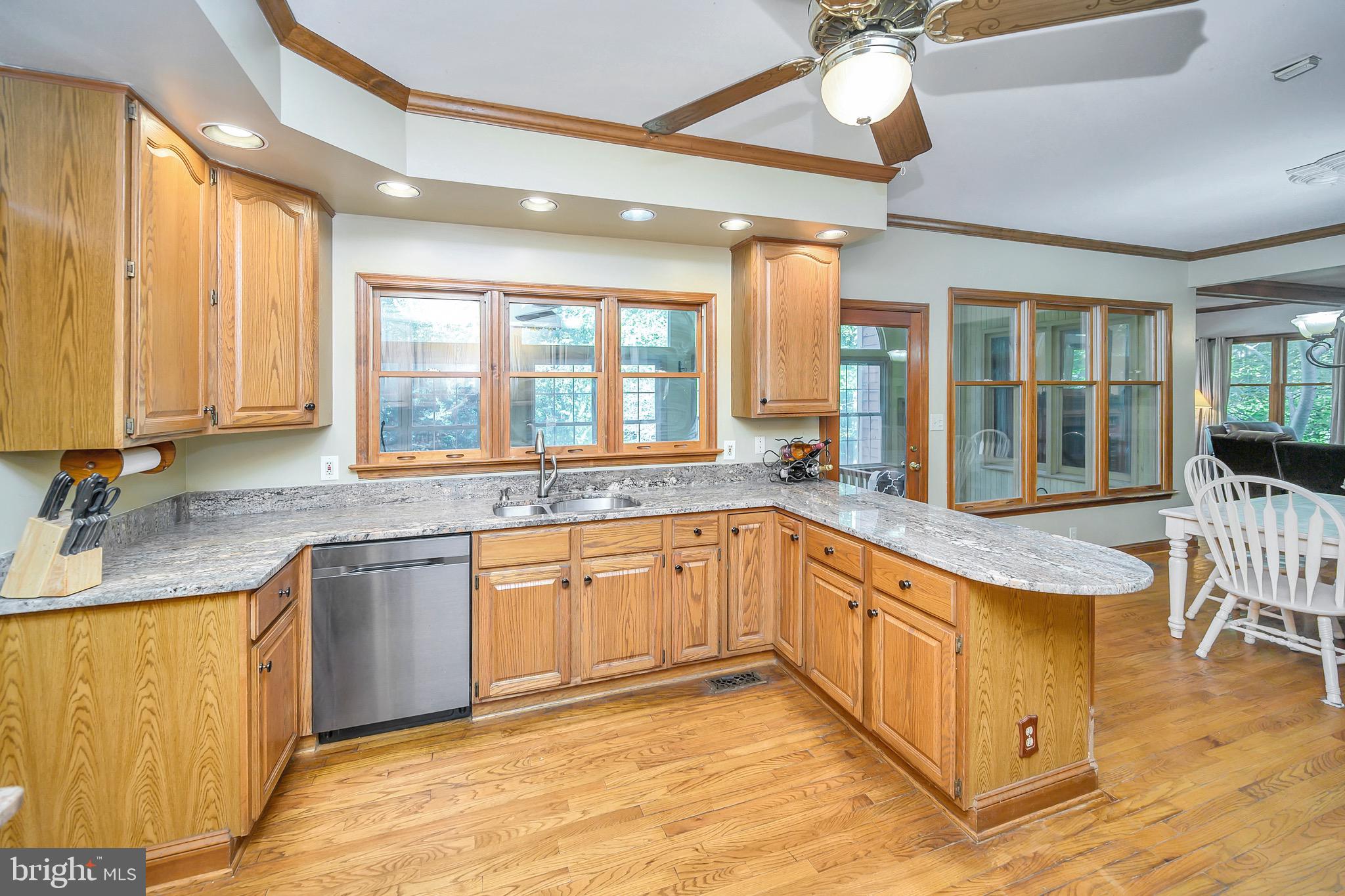 BLOOMSBURY - Residential