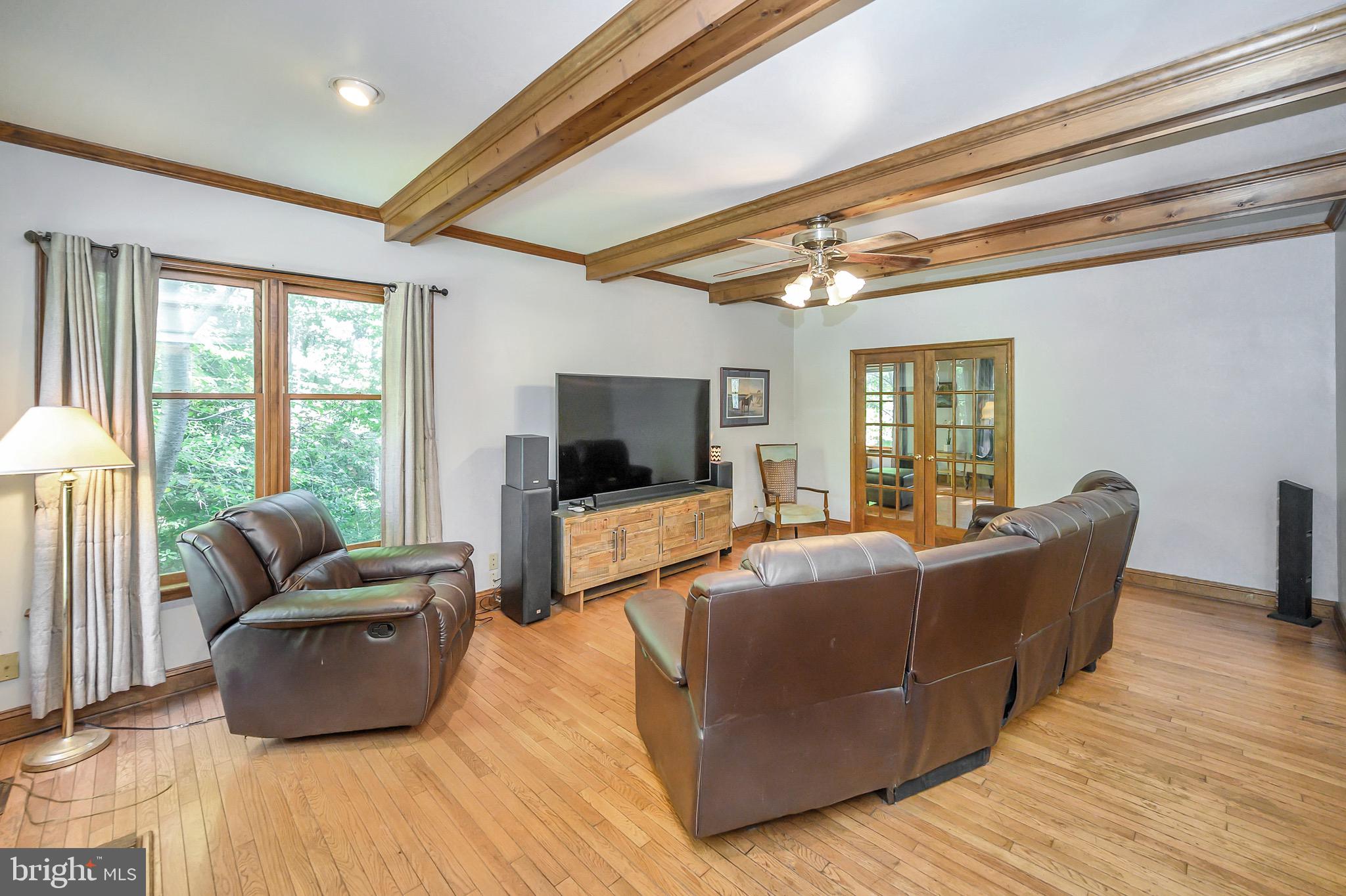 BLOOMSBURY - Residential