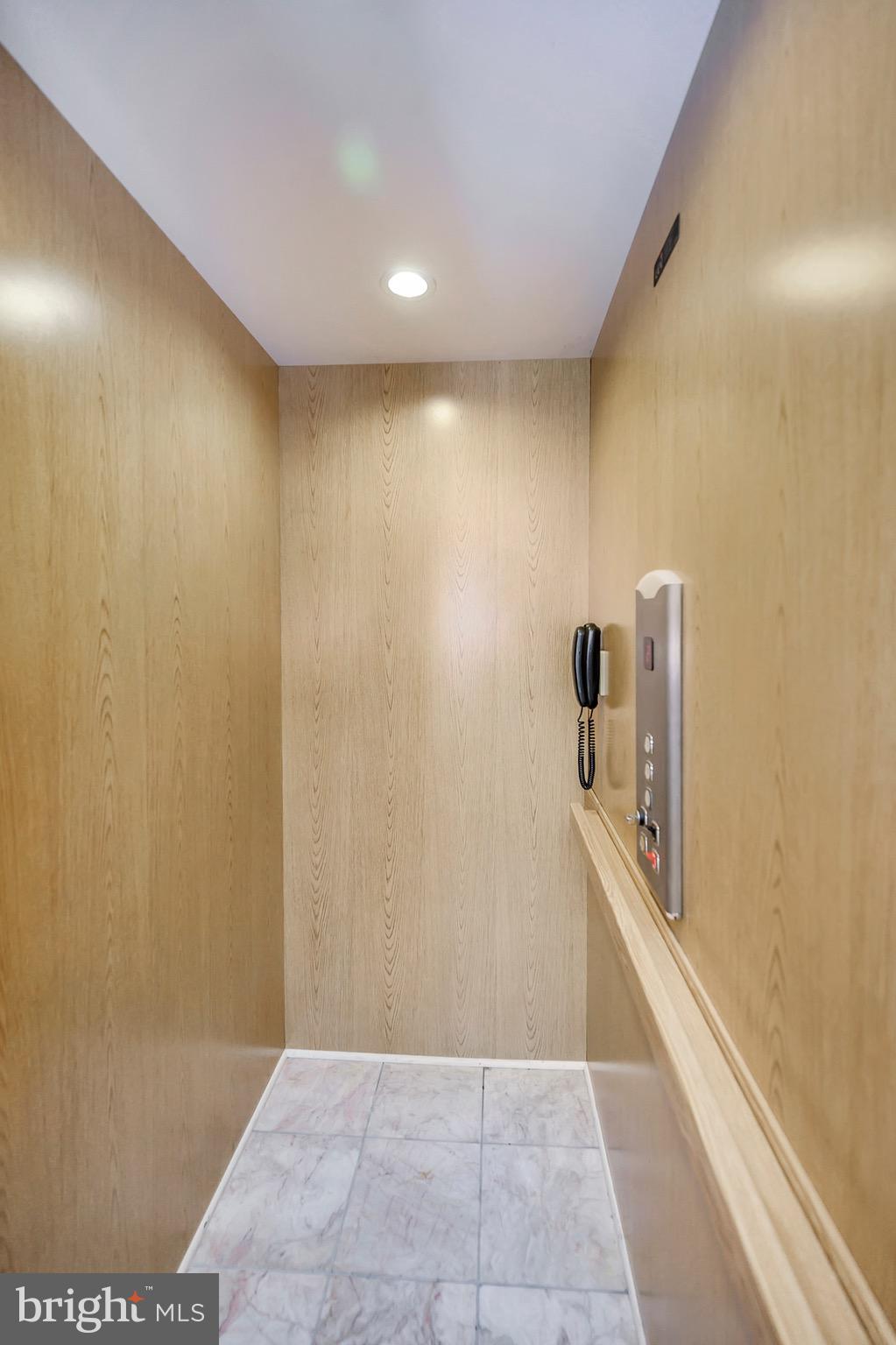 BLOOMSBURY - Residential