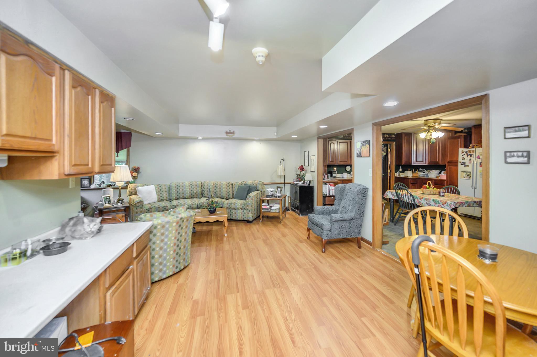 BLOOMSBURY - Residential