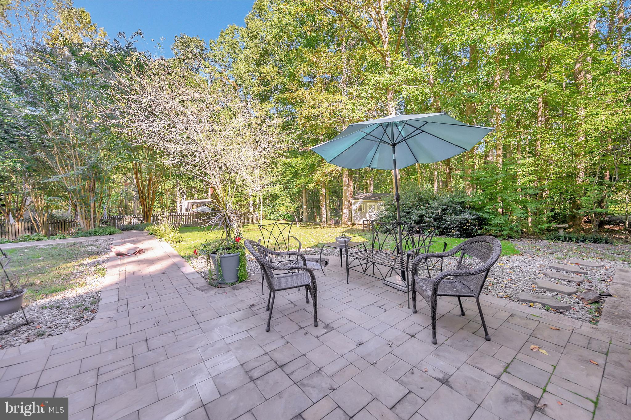 BLOOMSBURY - Residential