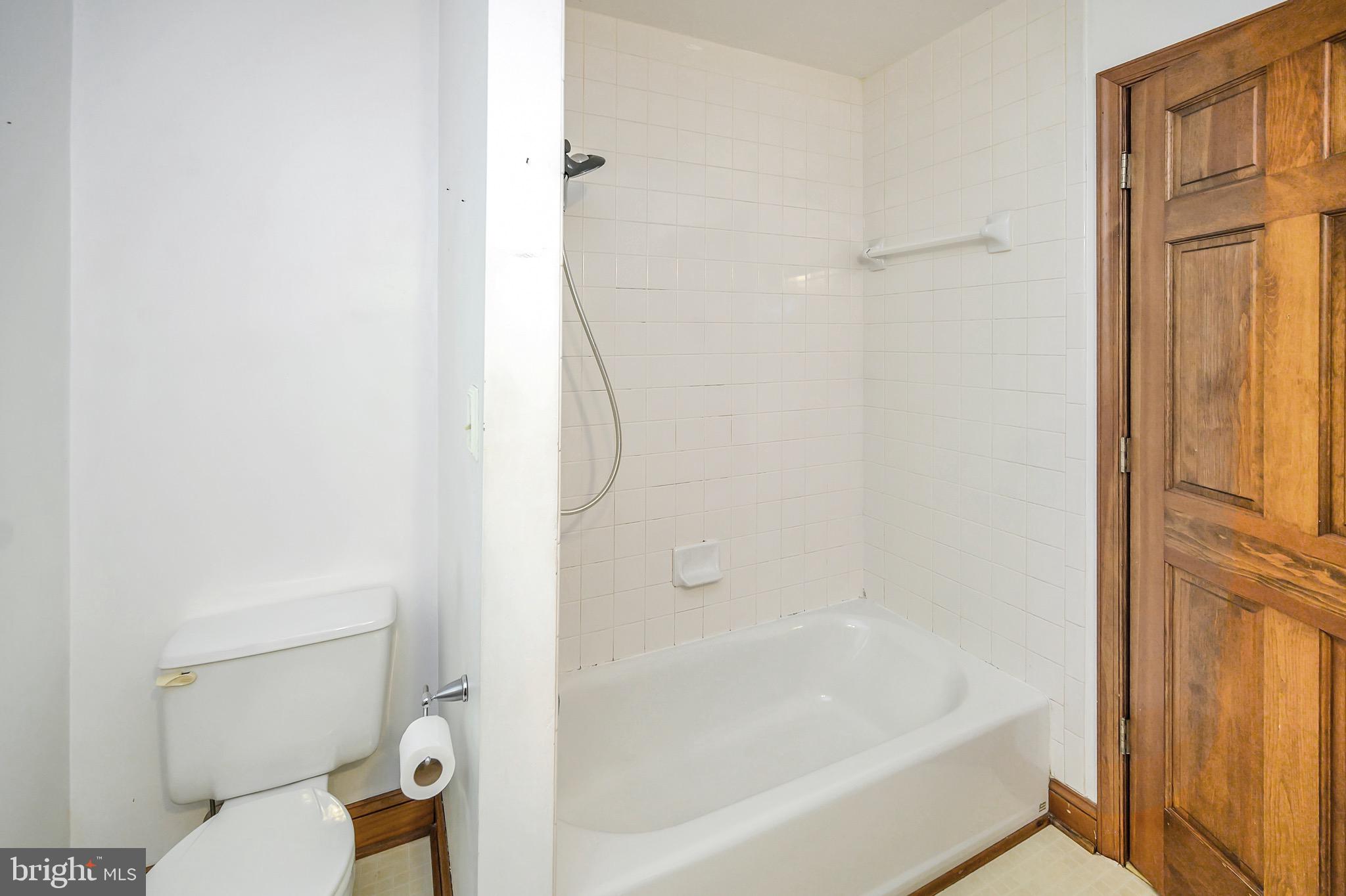 BLOOMSBURY - Residential