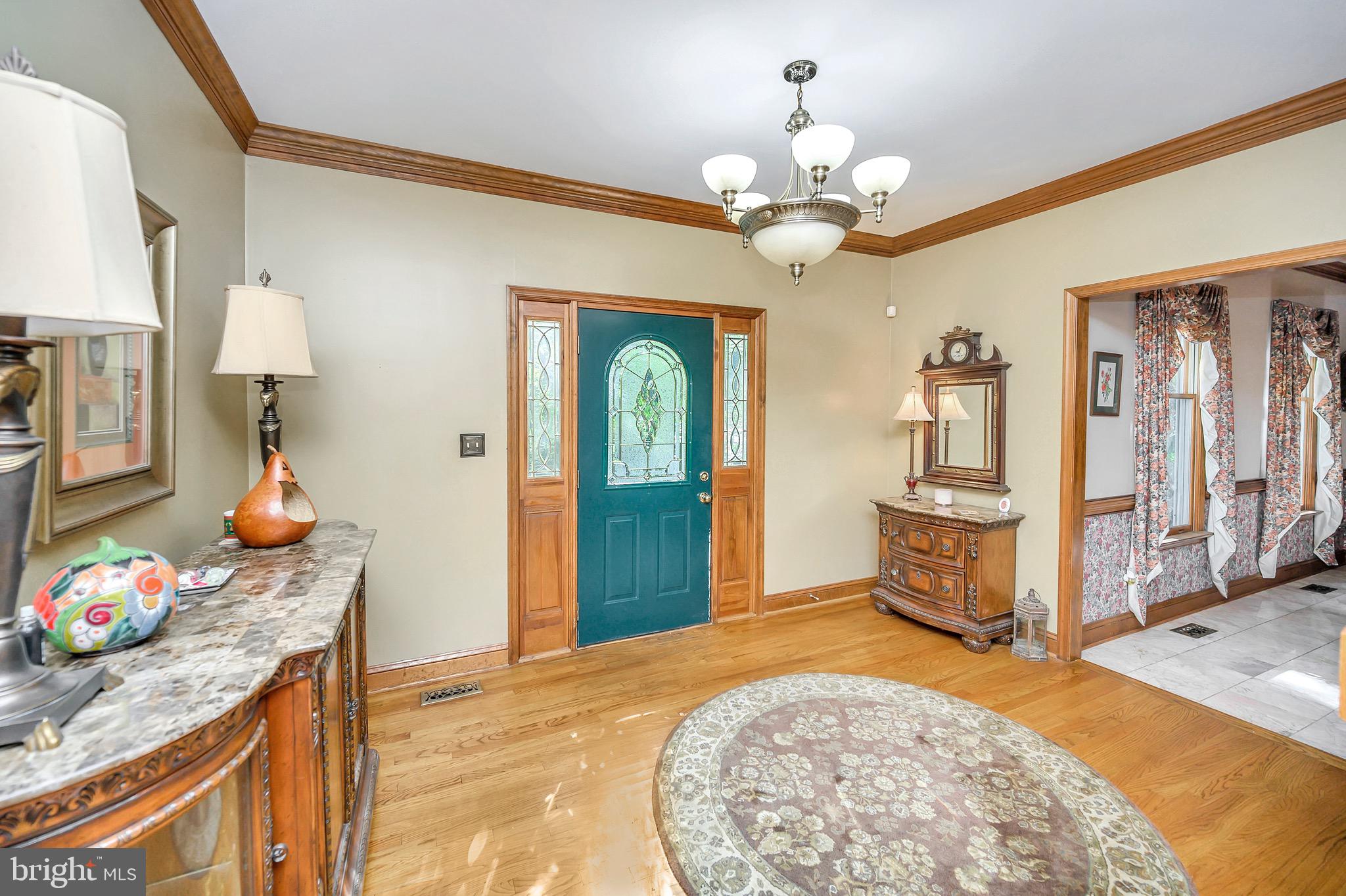 BLOOMSBURY - Residential