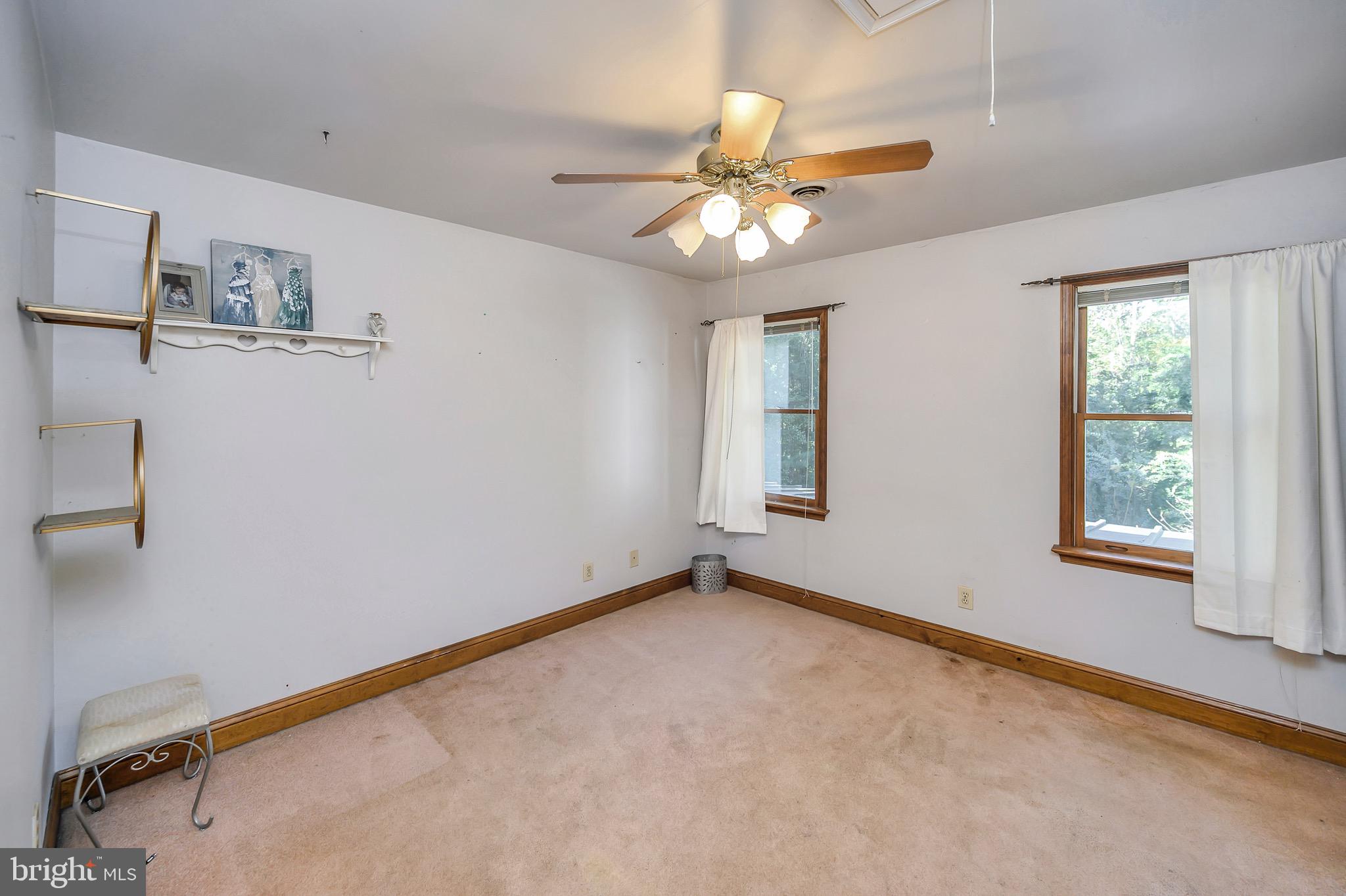 BLOOMSBURY - Residential