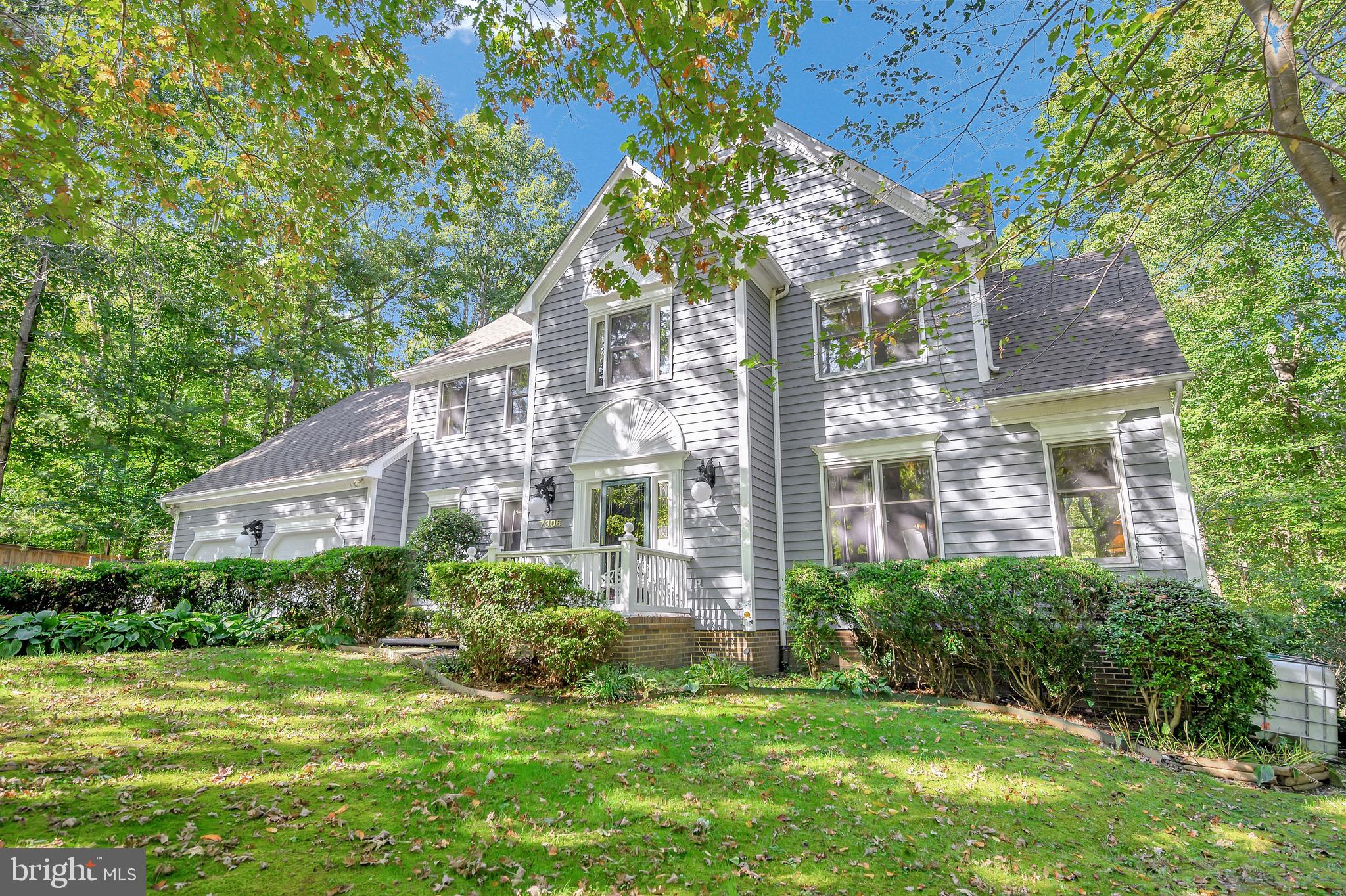 BLOOMSBURY - Residential