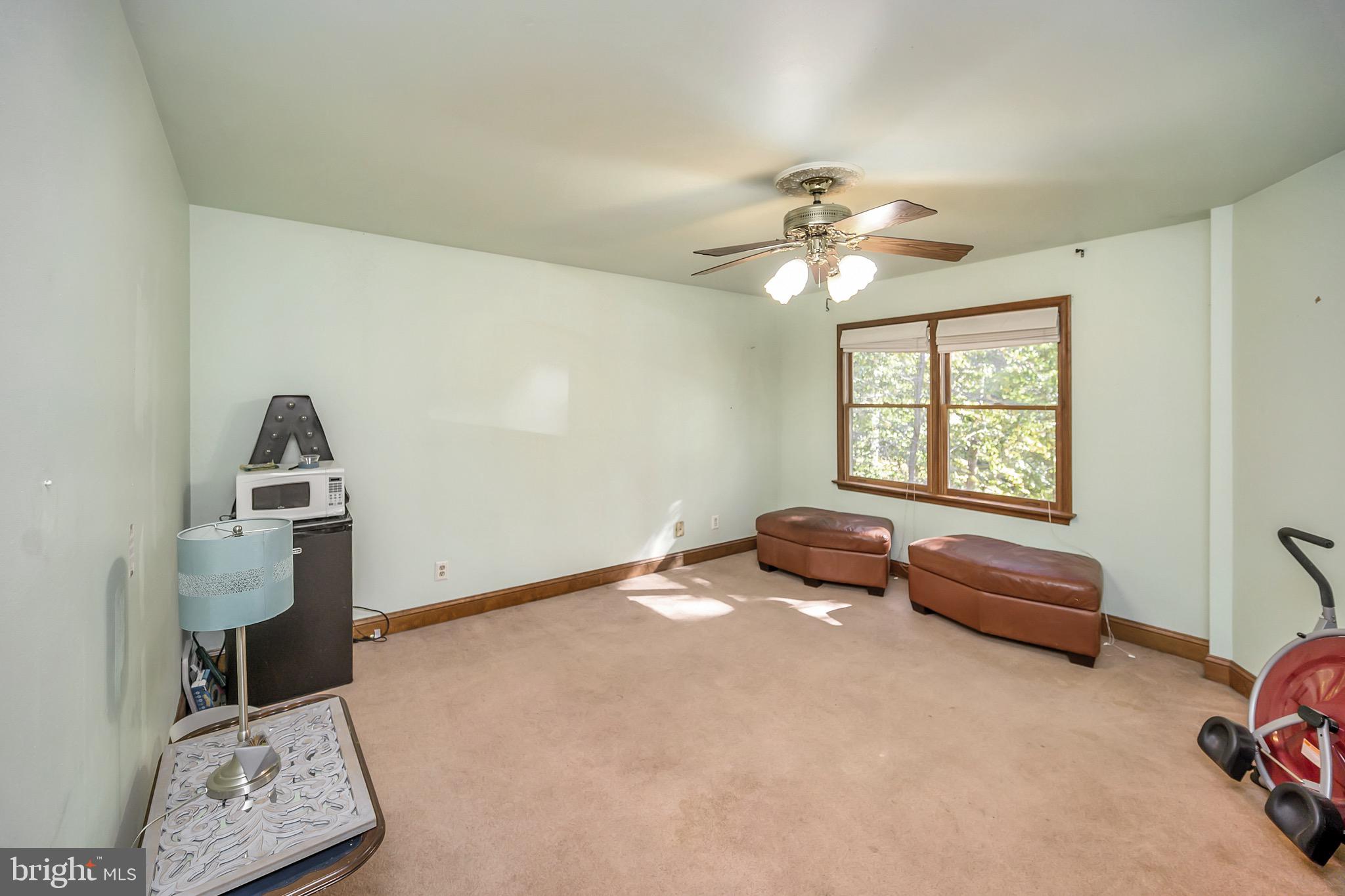 BLOOMSBURY - Residential