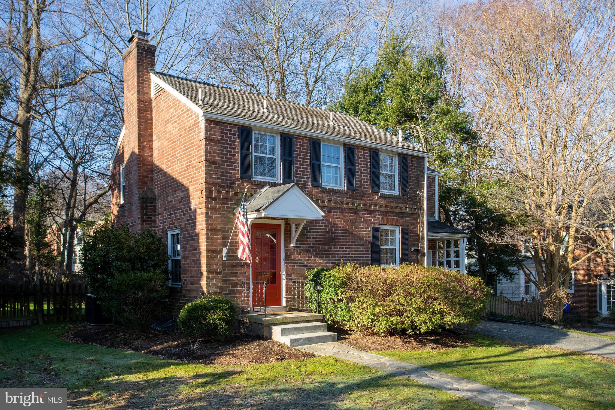 WOODACRES - Residential Lease