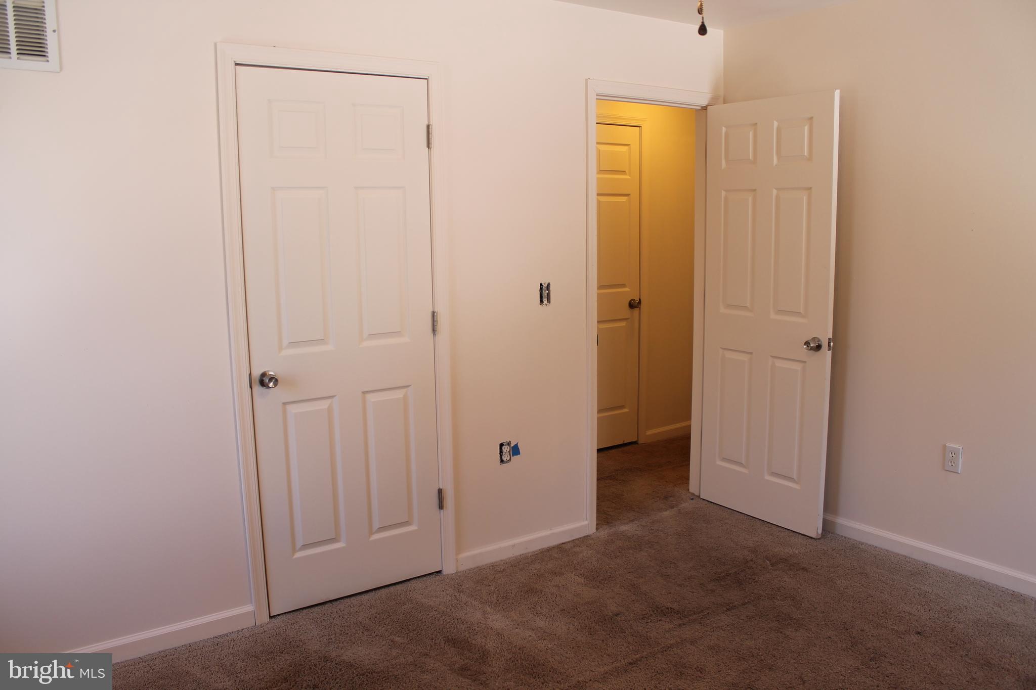 SLEEPY HOLLOW - Residential