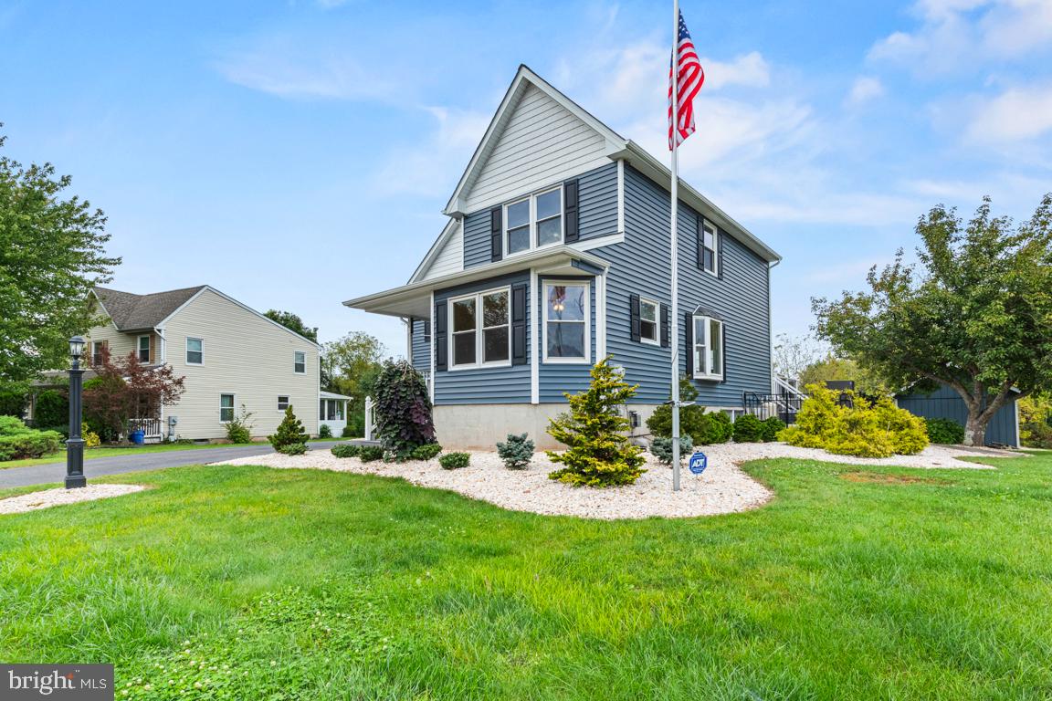 919 MORGAN LANE
