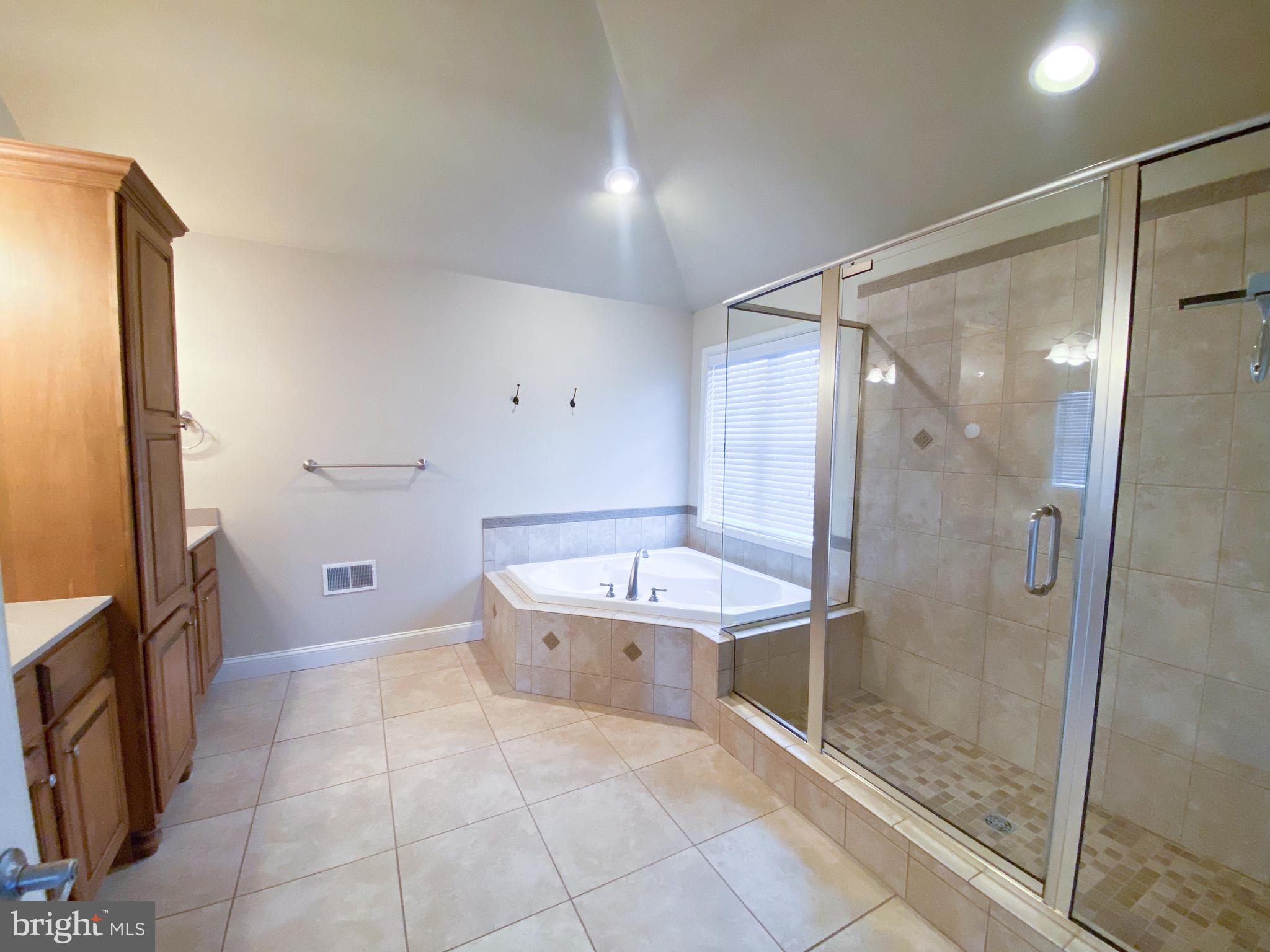 MANCHESTER - Residential