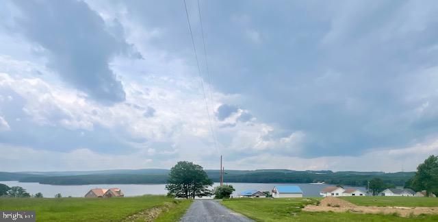 CHERRY RIDGE - Residential