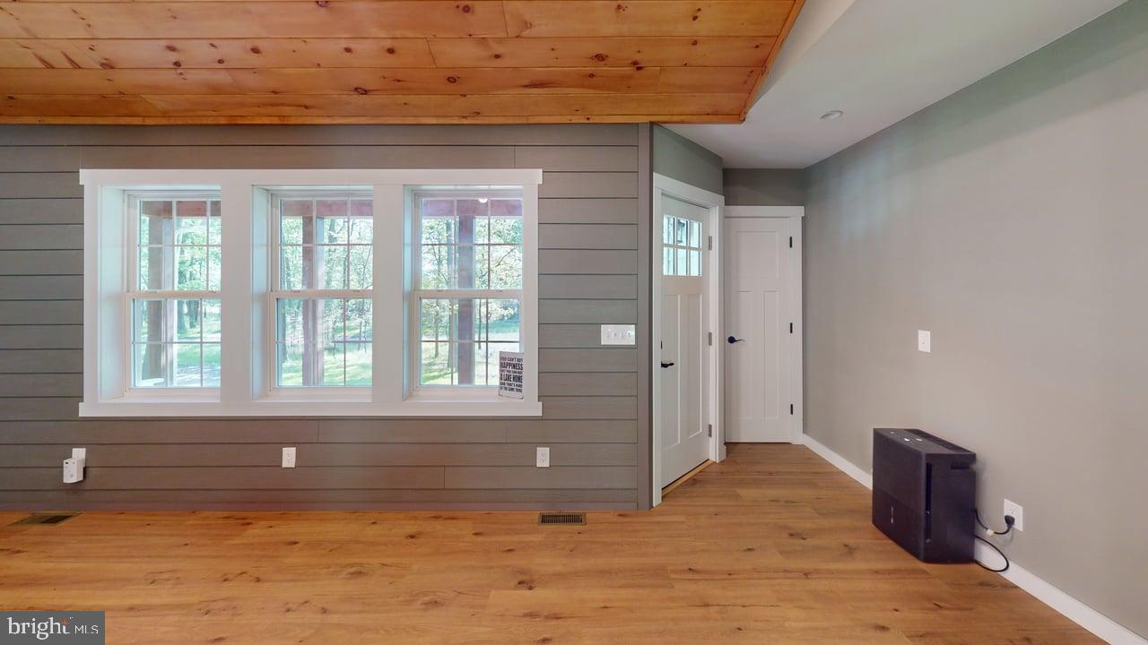 CHERRY RIDGE - Residential