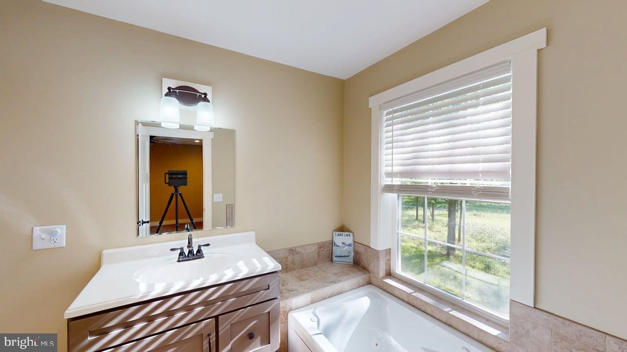 CHERRY RIDGE - Residential