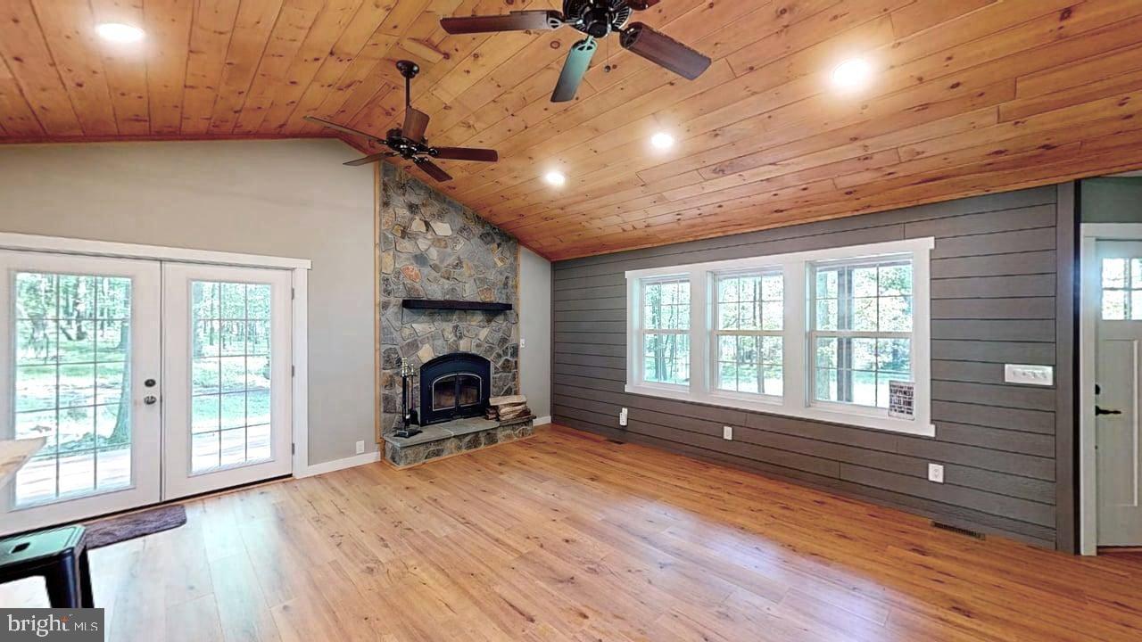 CHERRY RIDGE - Residential