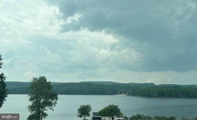 CHERRY RIDGE - Residential