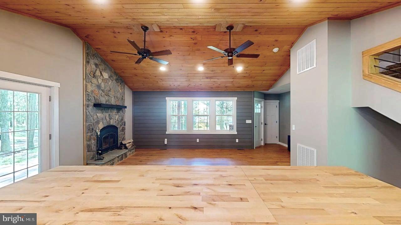 CHERRY RIDGE - Residential