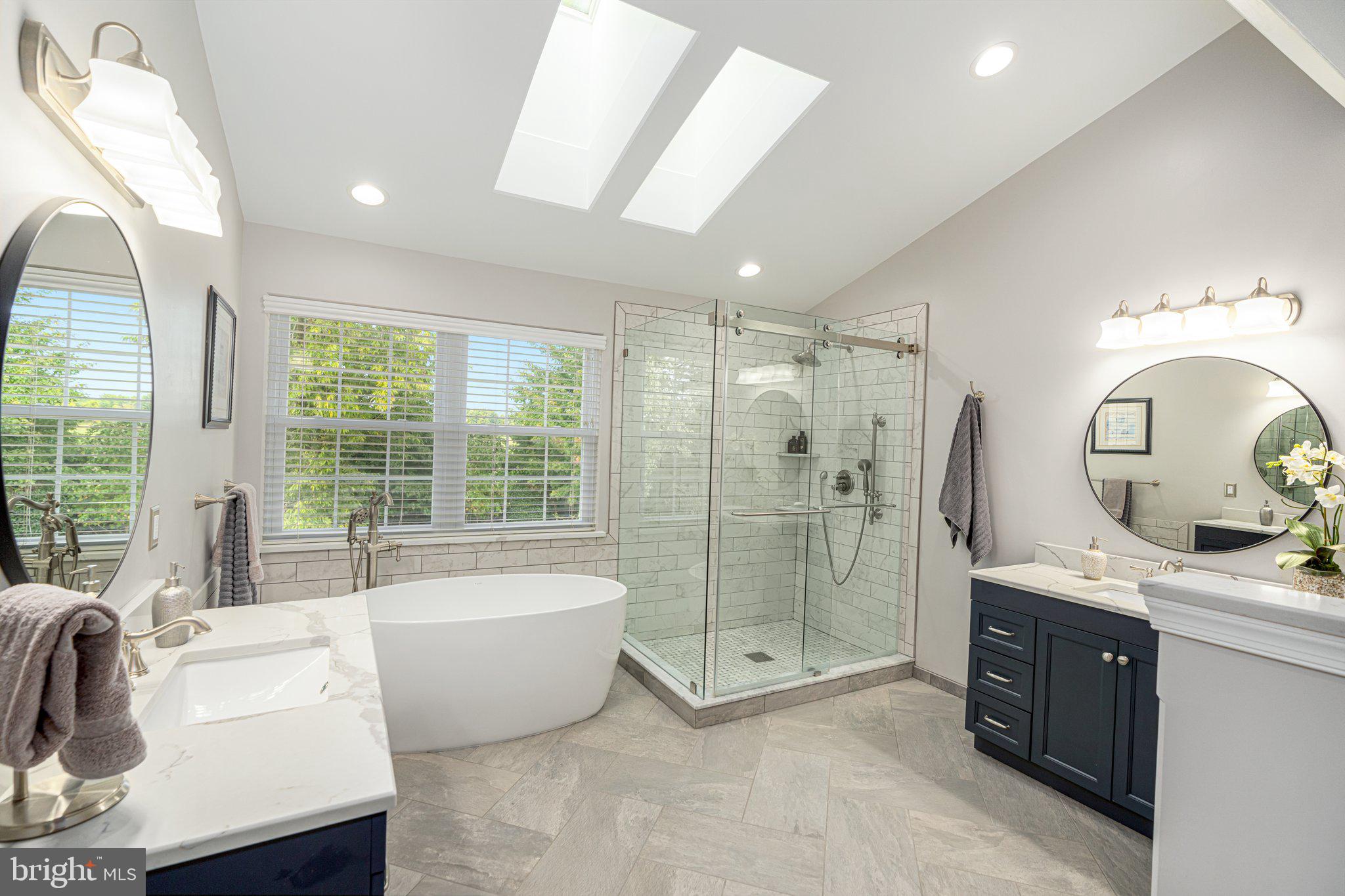 CLEARVIEW ESTS - Residential