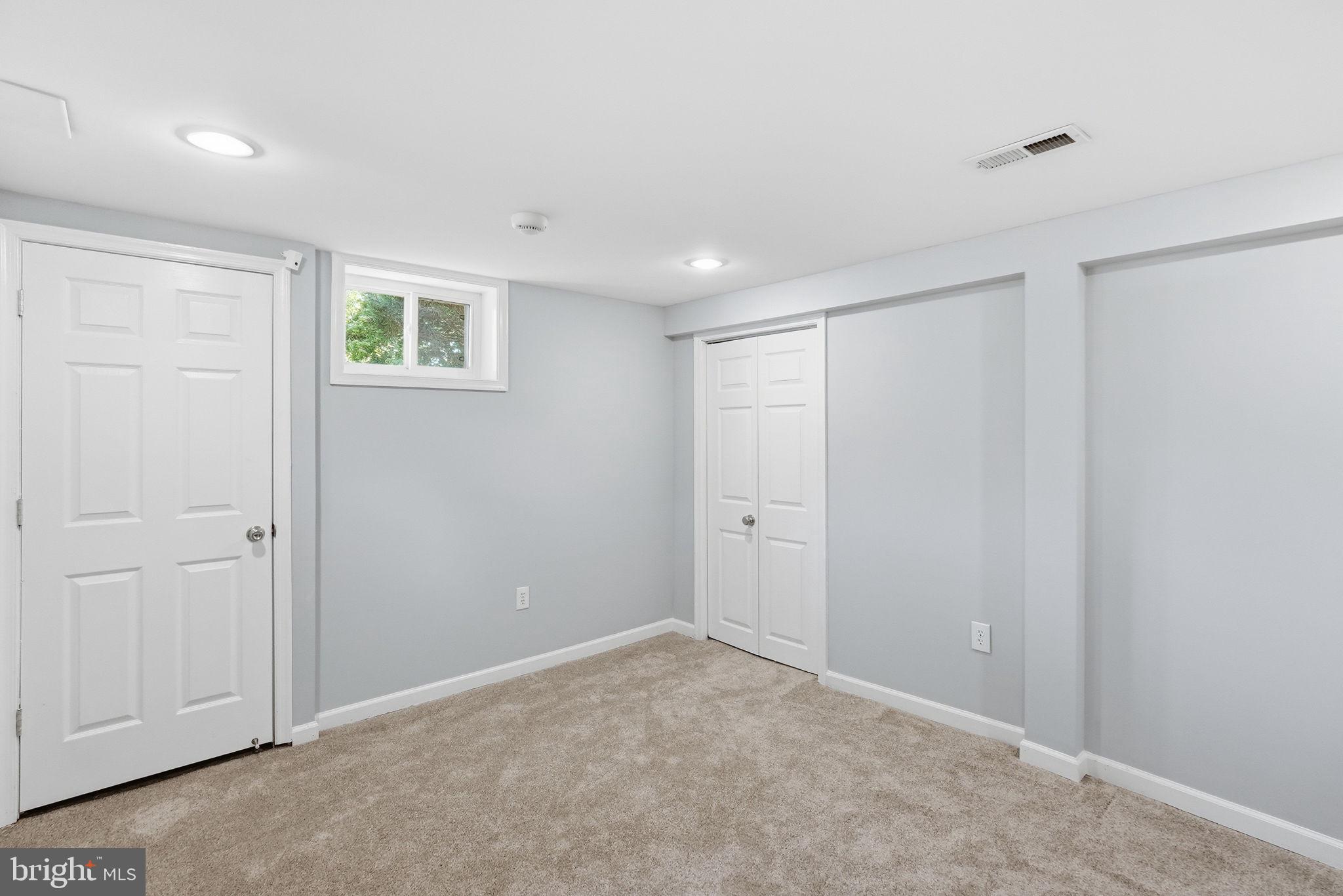 COLESVILLE OUTSIDE - Residential