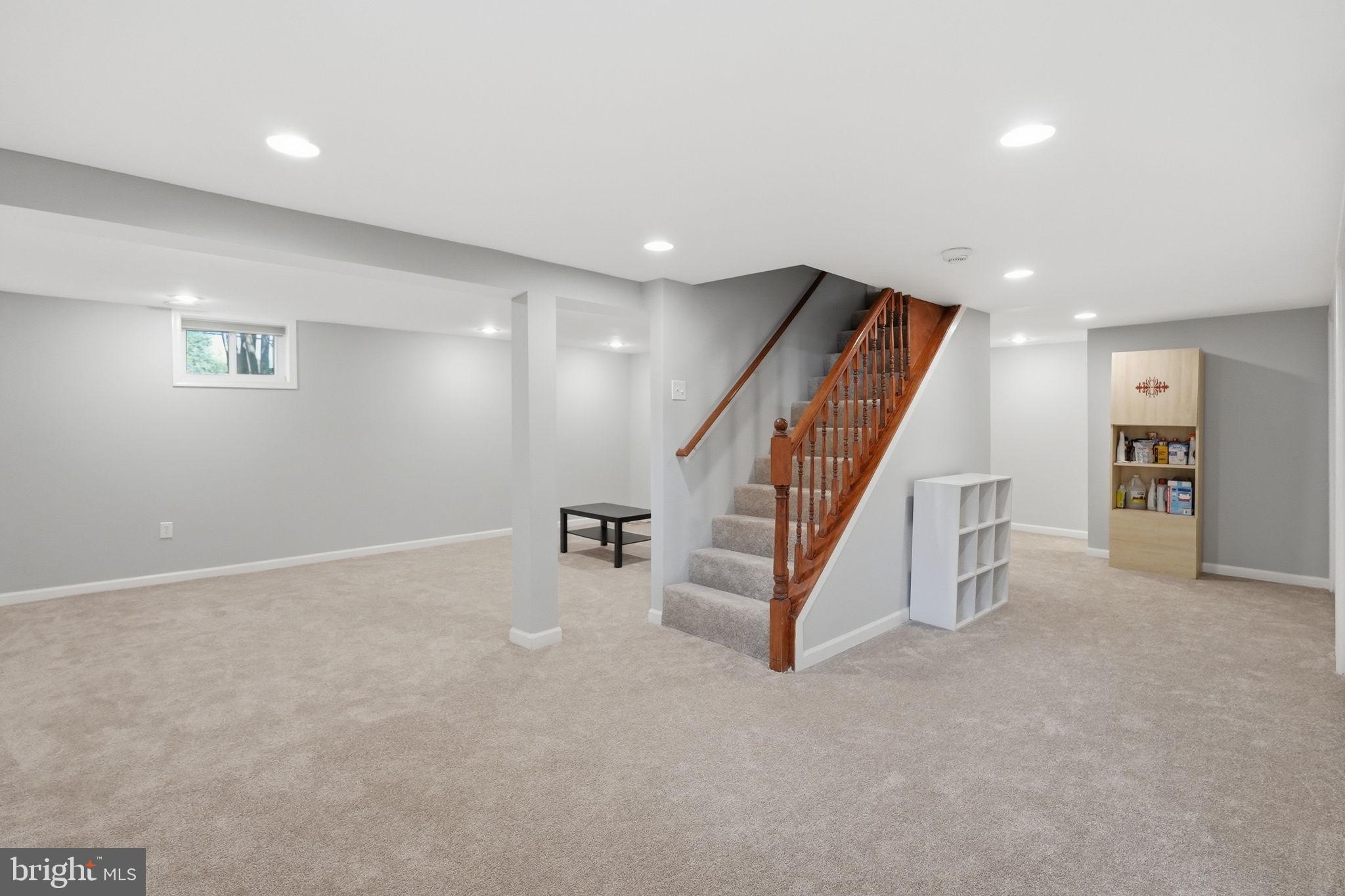 COLESVILLE OUTSIDE - Residential