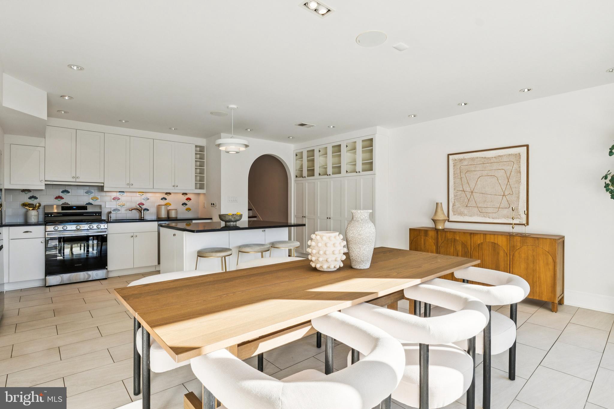 GEORGETOWN - Residential
