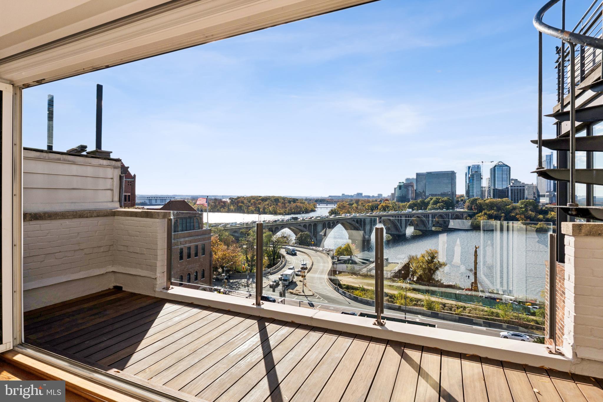 GEORGETOWN - Residential
