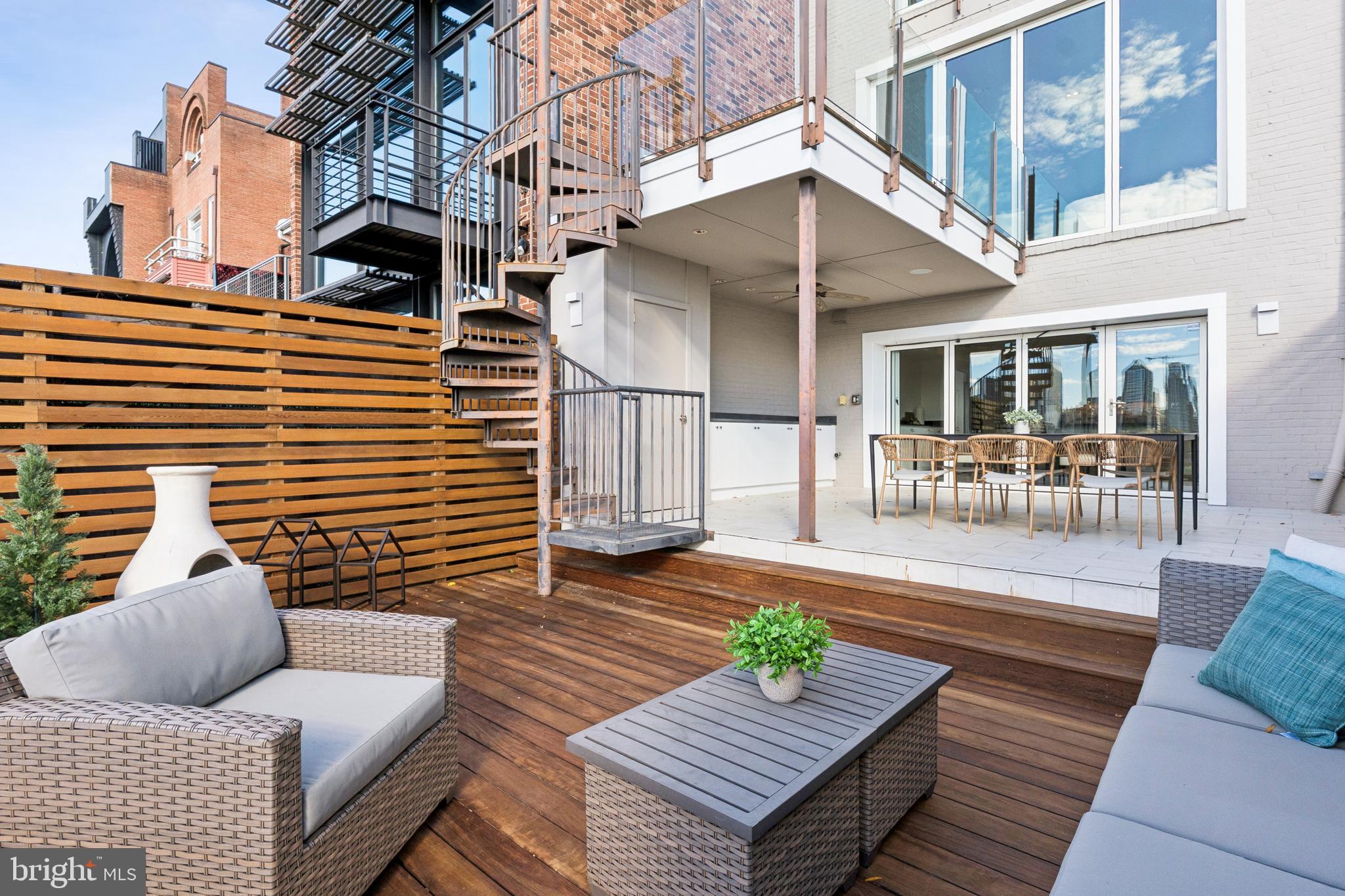 GEORGETOWN - Residential