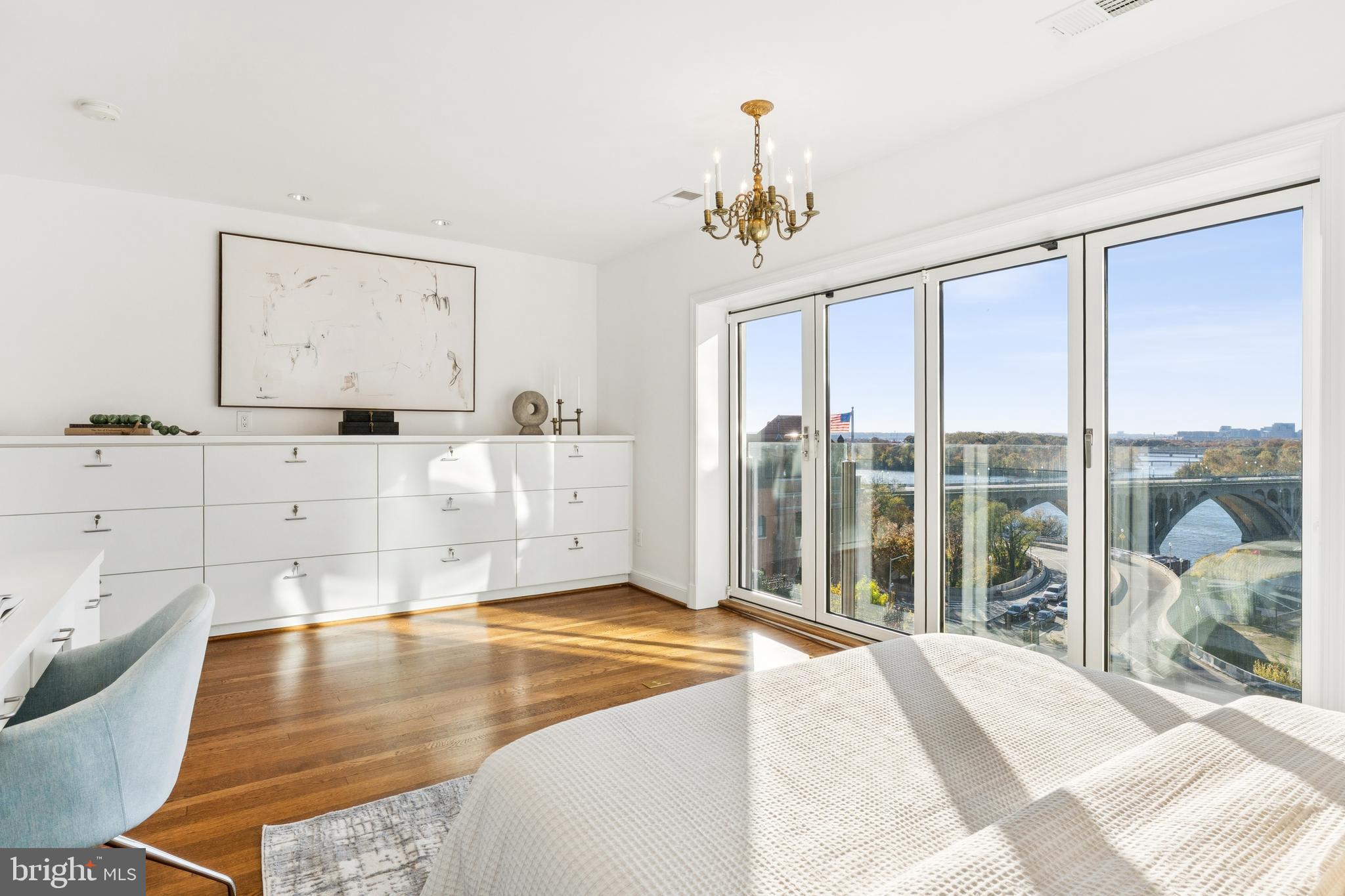 GEORGETOWN - Residential
