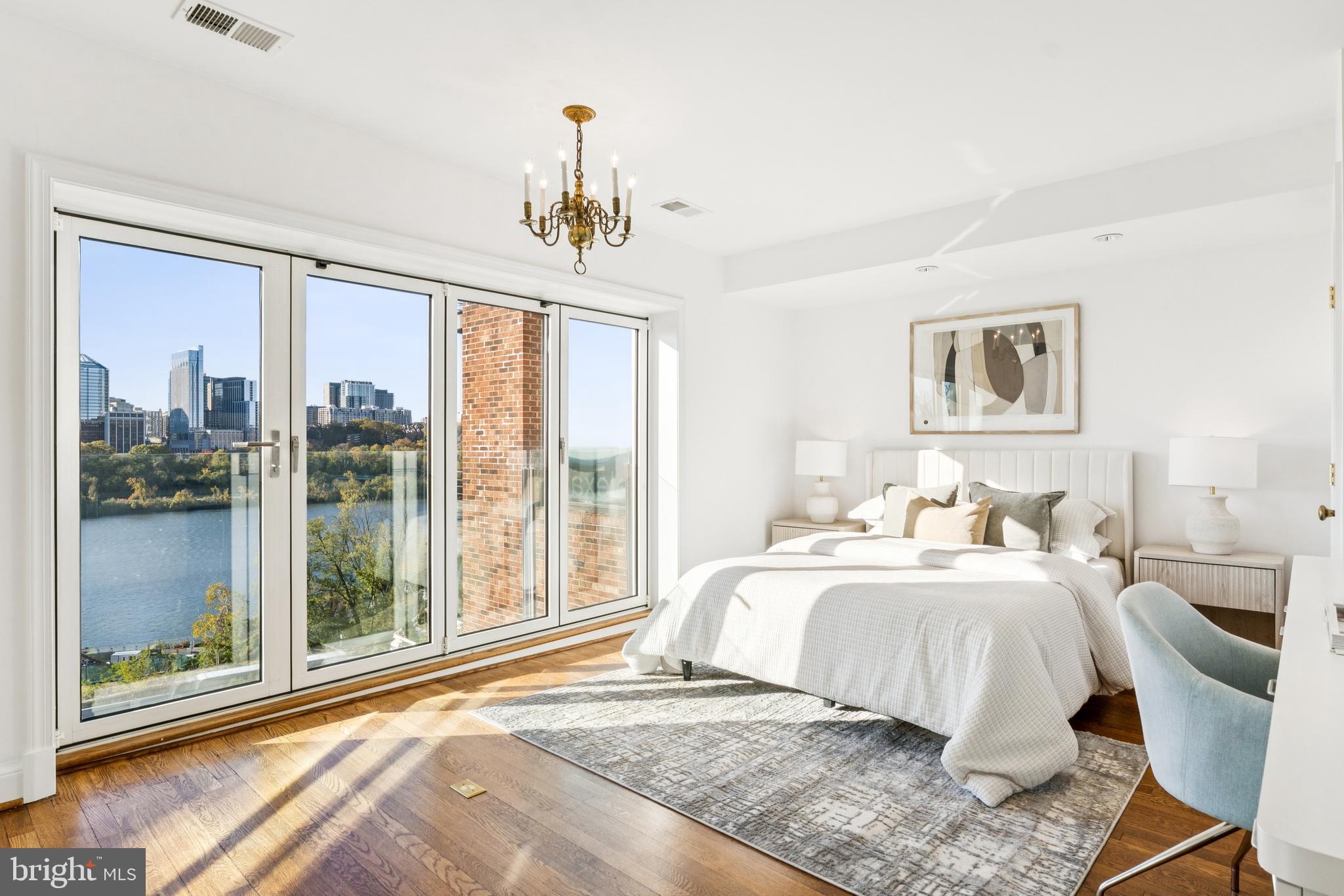 GEORGETOWN - Residential