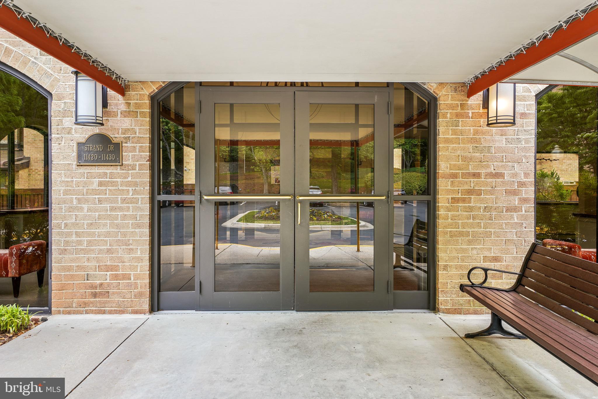 11430 STRAND 415