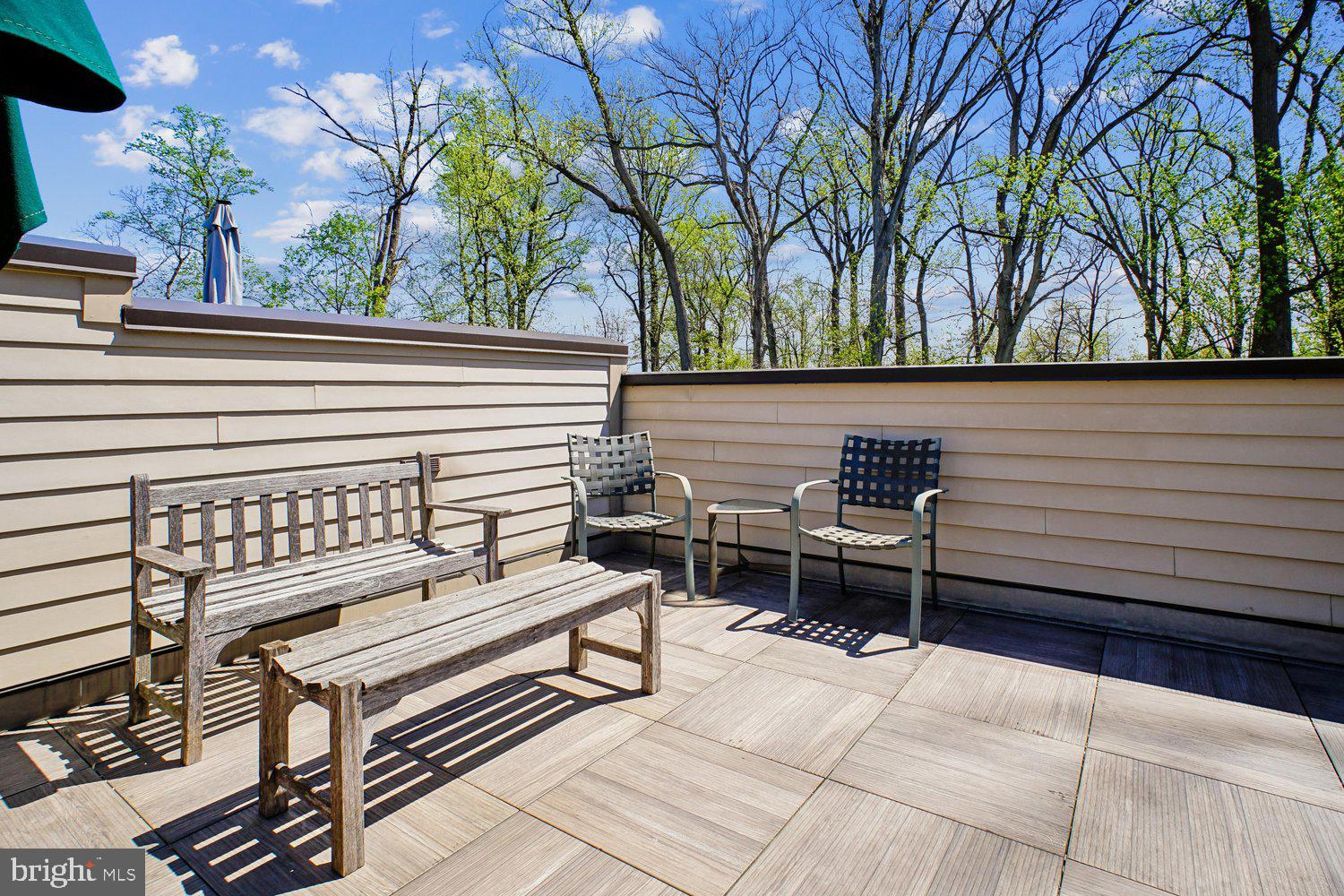 GROSVENOR HEIGHTS - Residential