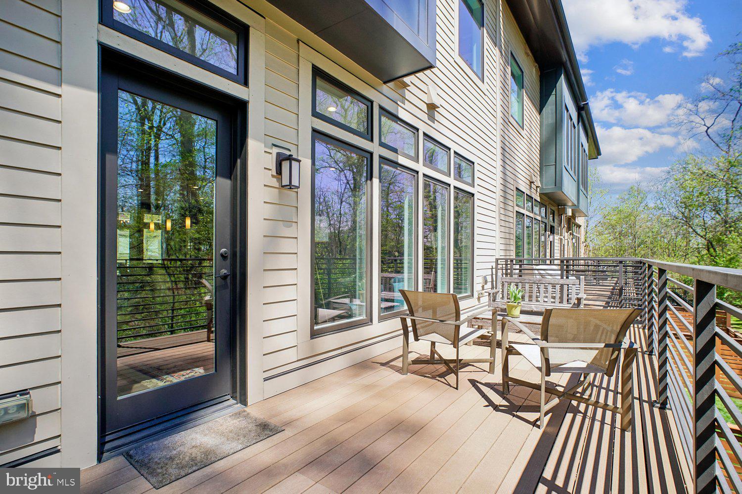 GROSVENOR HEIGHTS - Residential