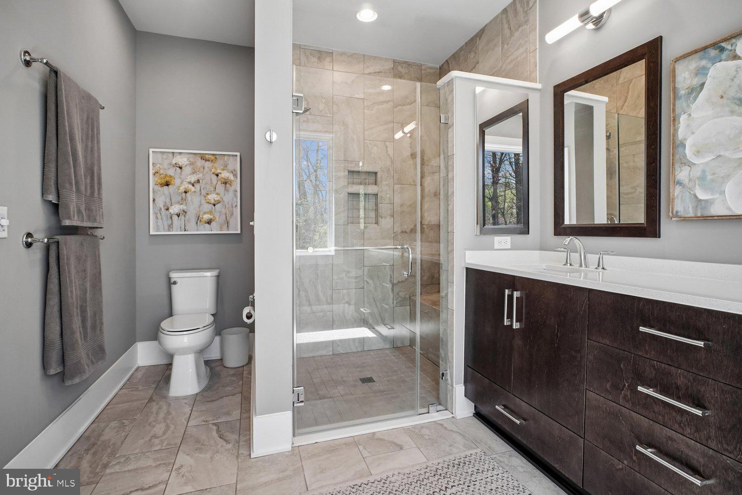 GROSVENOR HEIGHTS - Residential