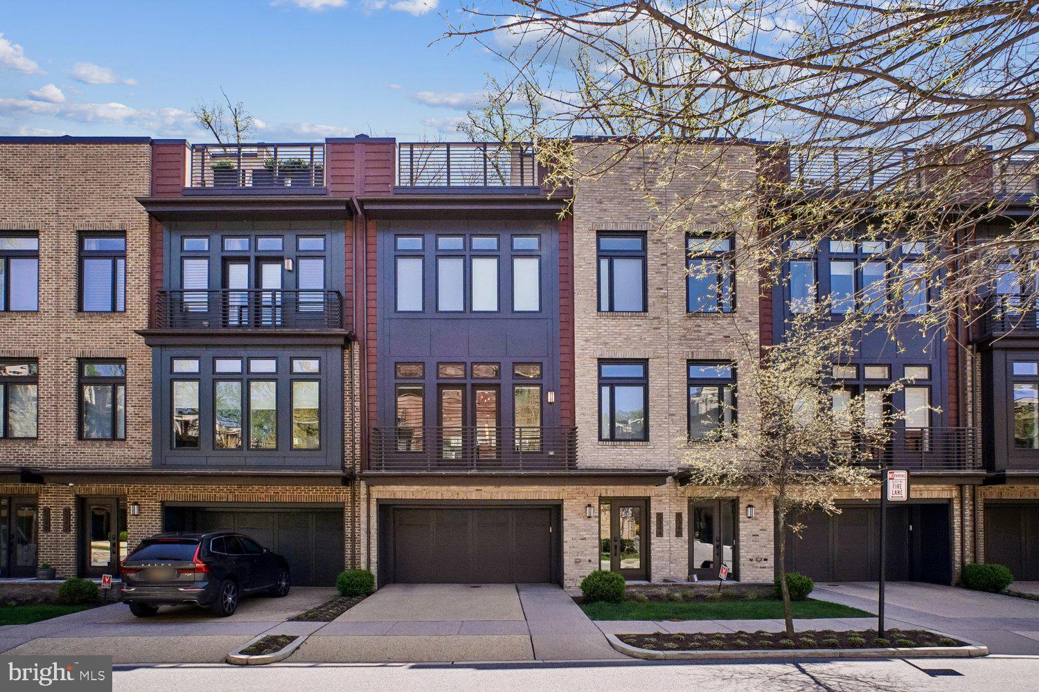 GROSVENOR HEIGHTS - Residential