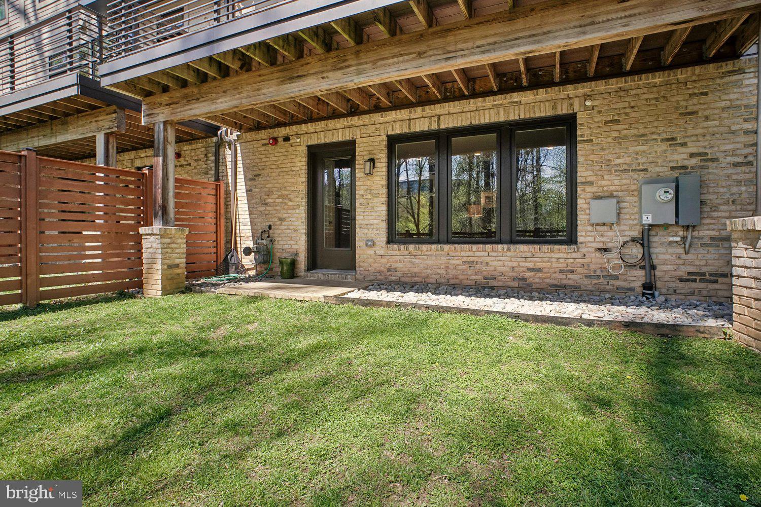 GROSVENOR HEIGHTS - Residential