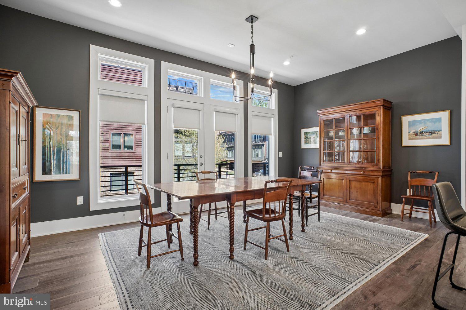 GROSVENOR HEIGHTS - Residential