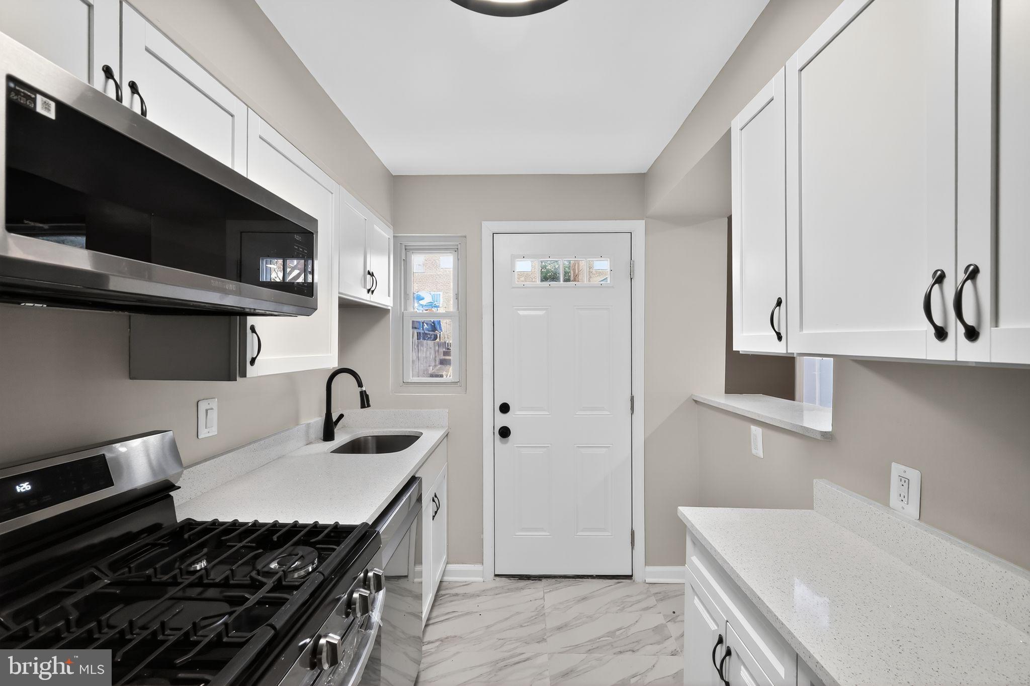 4238 SOUTHERN AVENUE SE