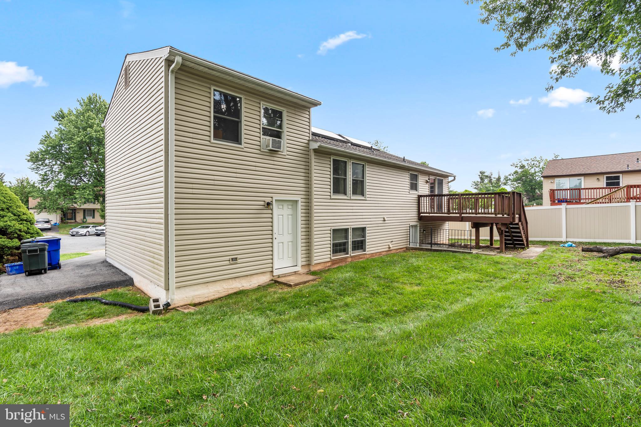 HILLCREST ORCHARDS - Residential