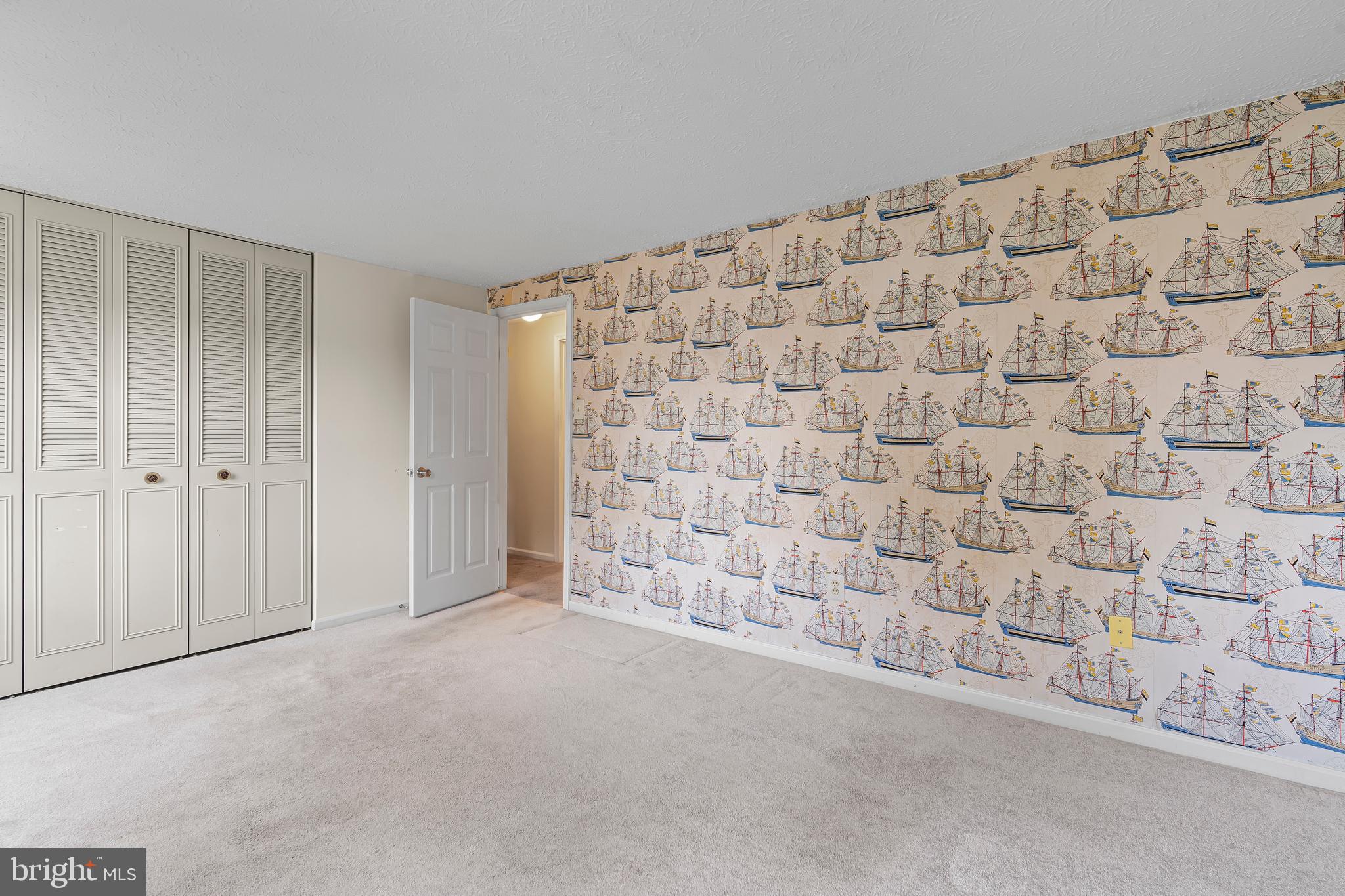 HILLCREST ORCHARDS - Residential