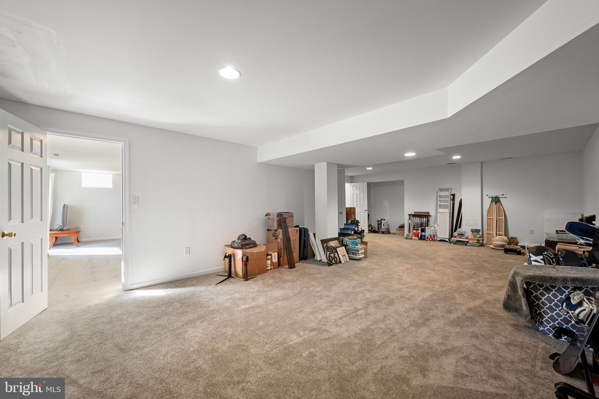 SPRUCE HILL ESTATES - Residential