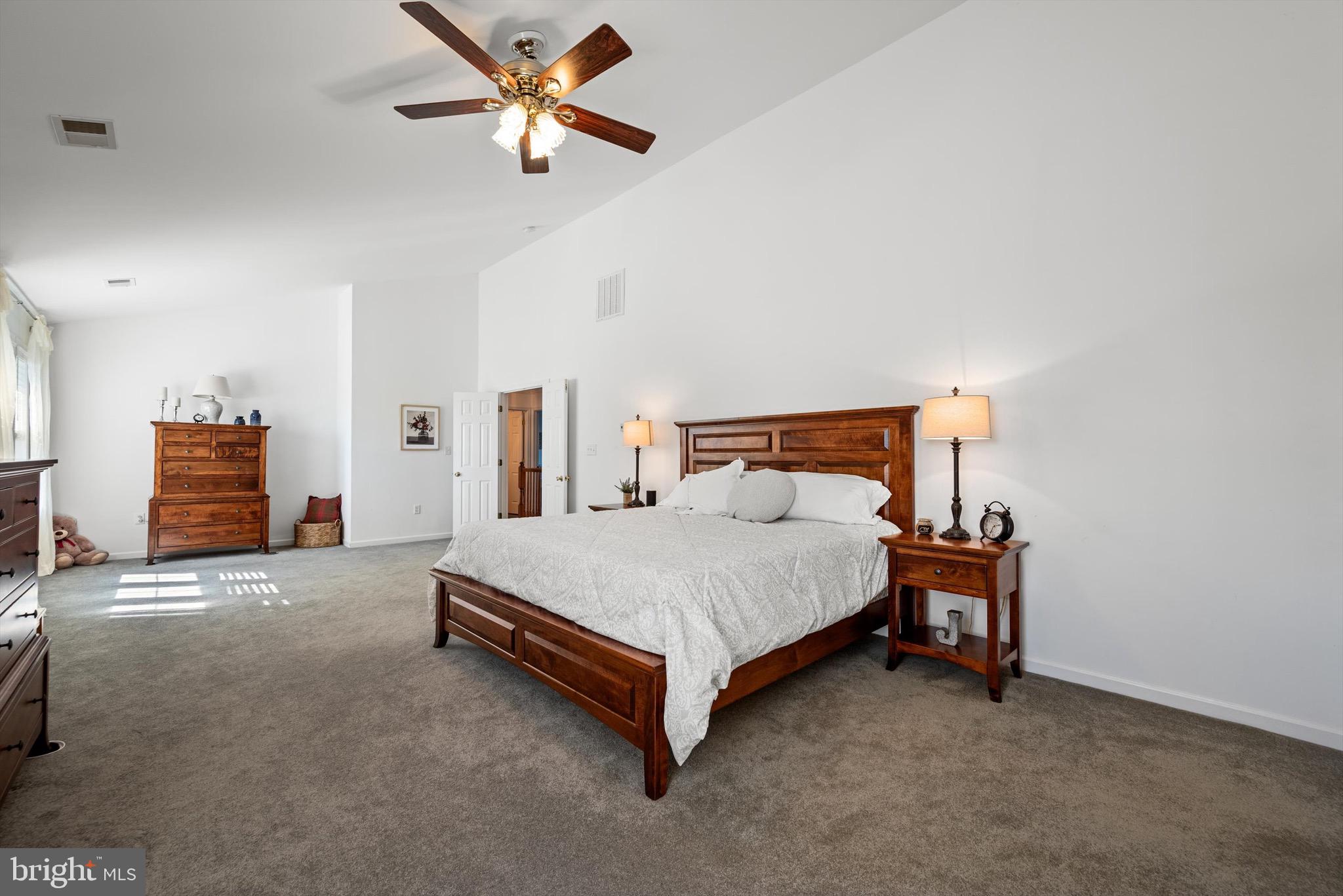 SPRUCE HILL ESTATES - Residential