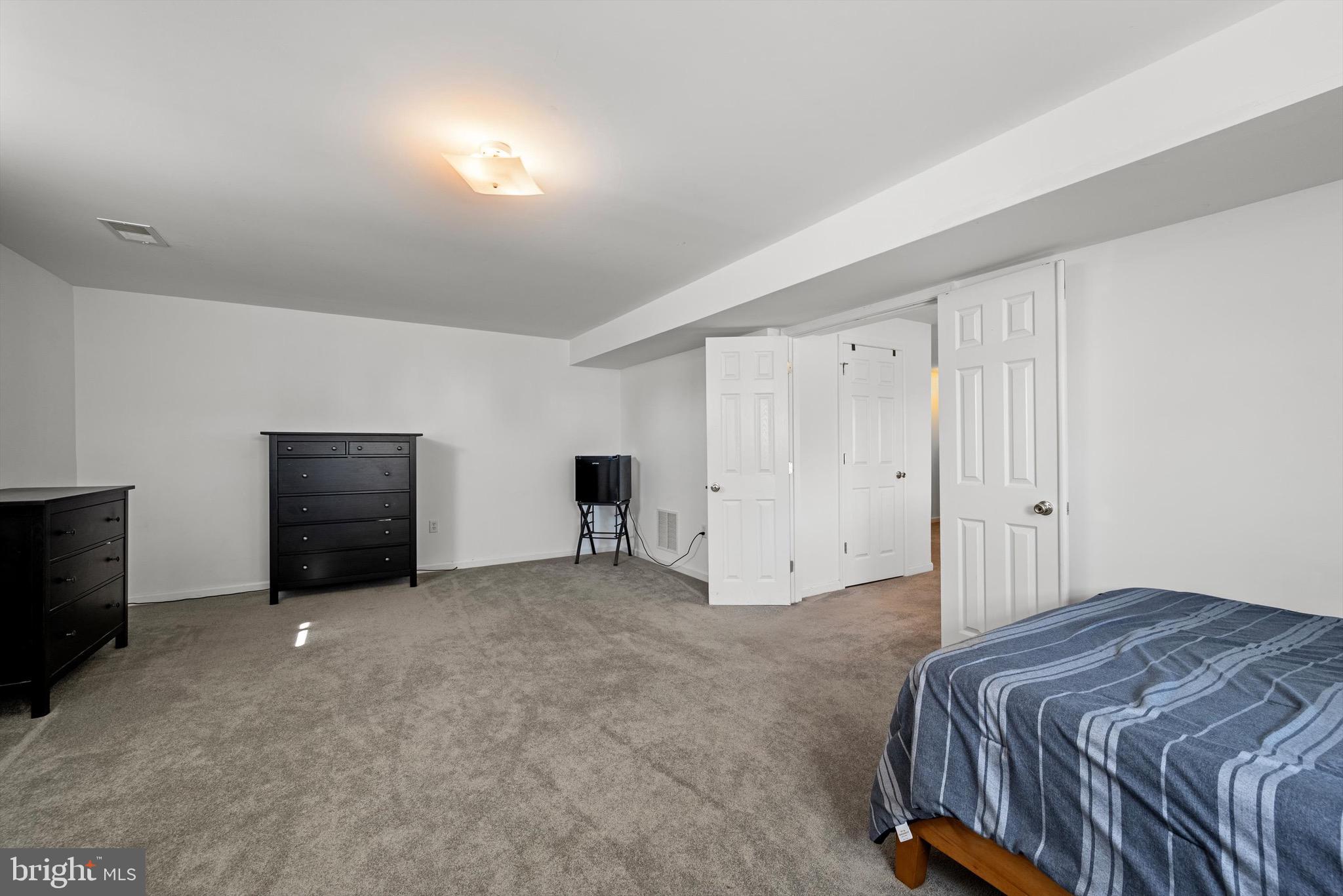 SPRUCE HILL ESTATES - Residential