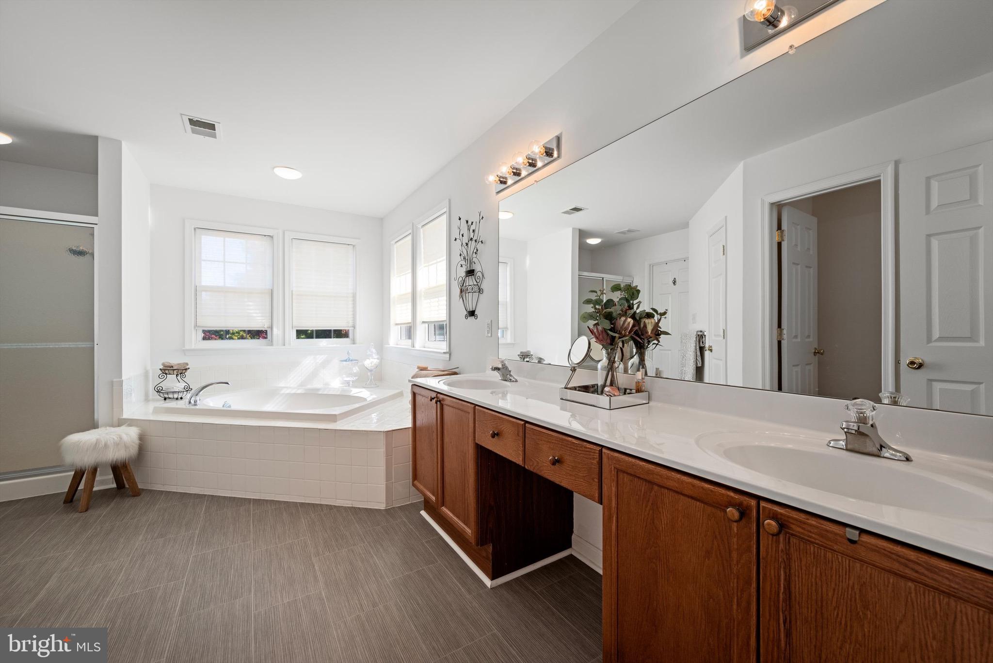 SPRUCE HILL ESTATES - Residential