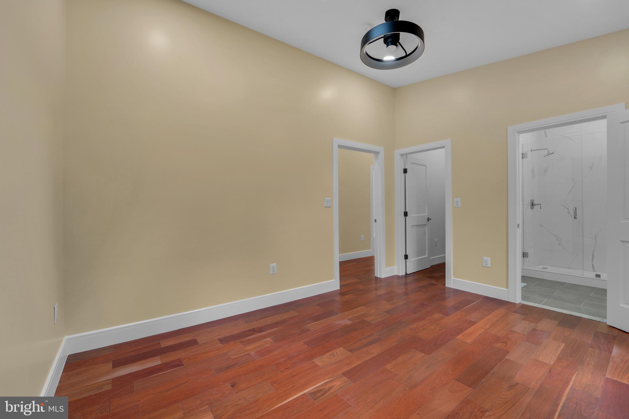 THOMAS - Residential