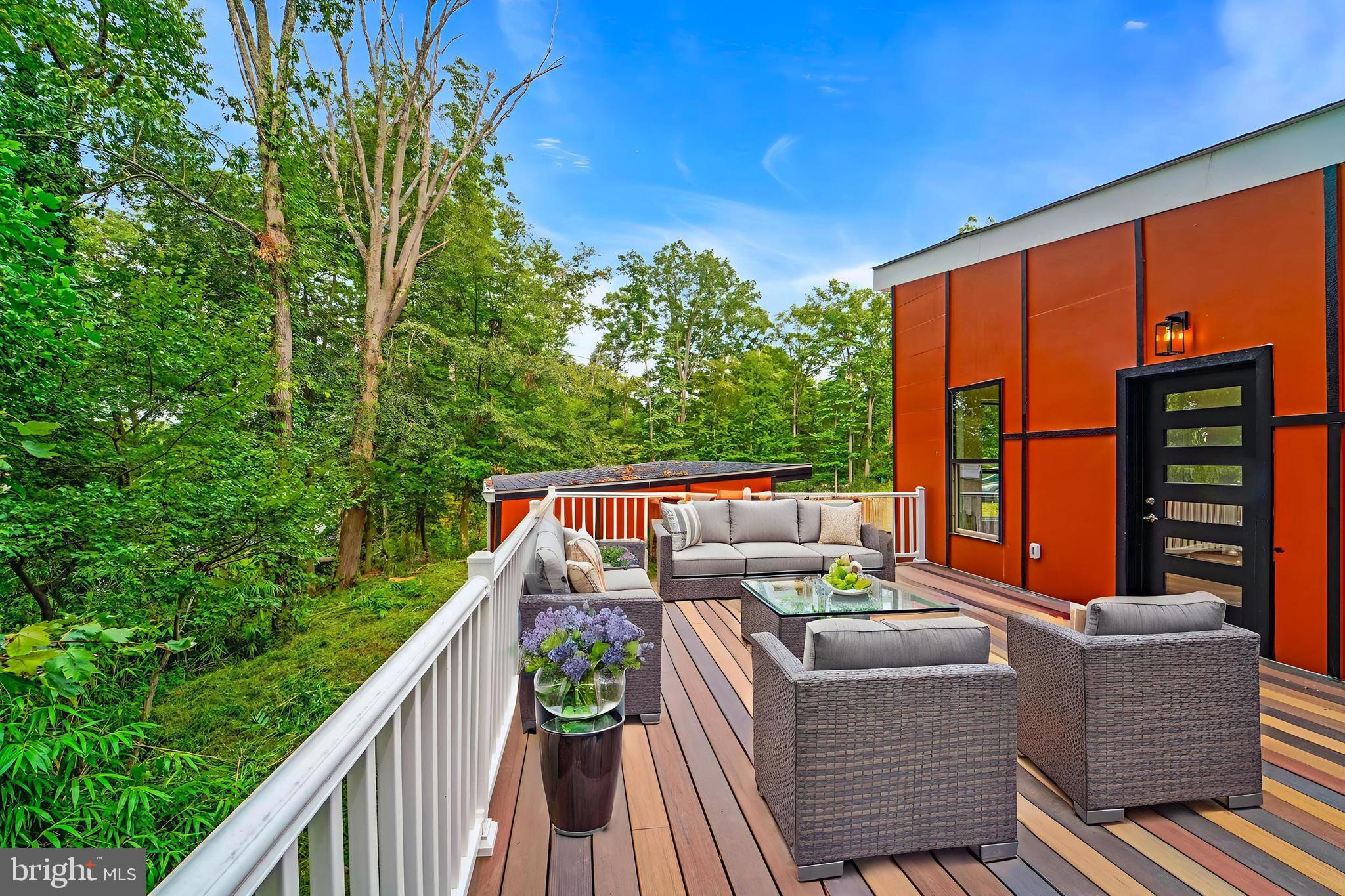 THOMAS - Residential